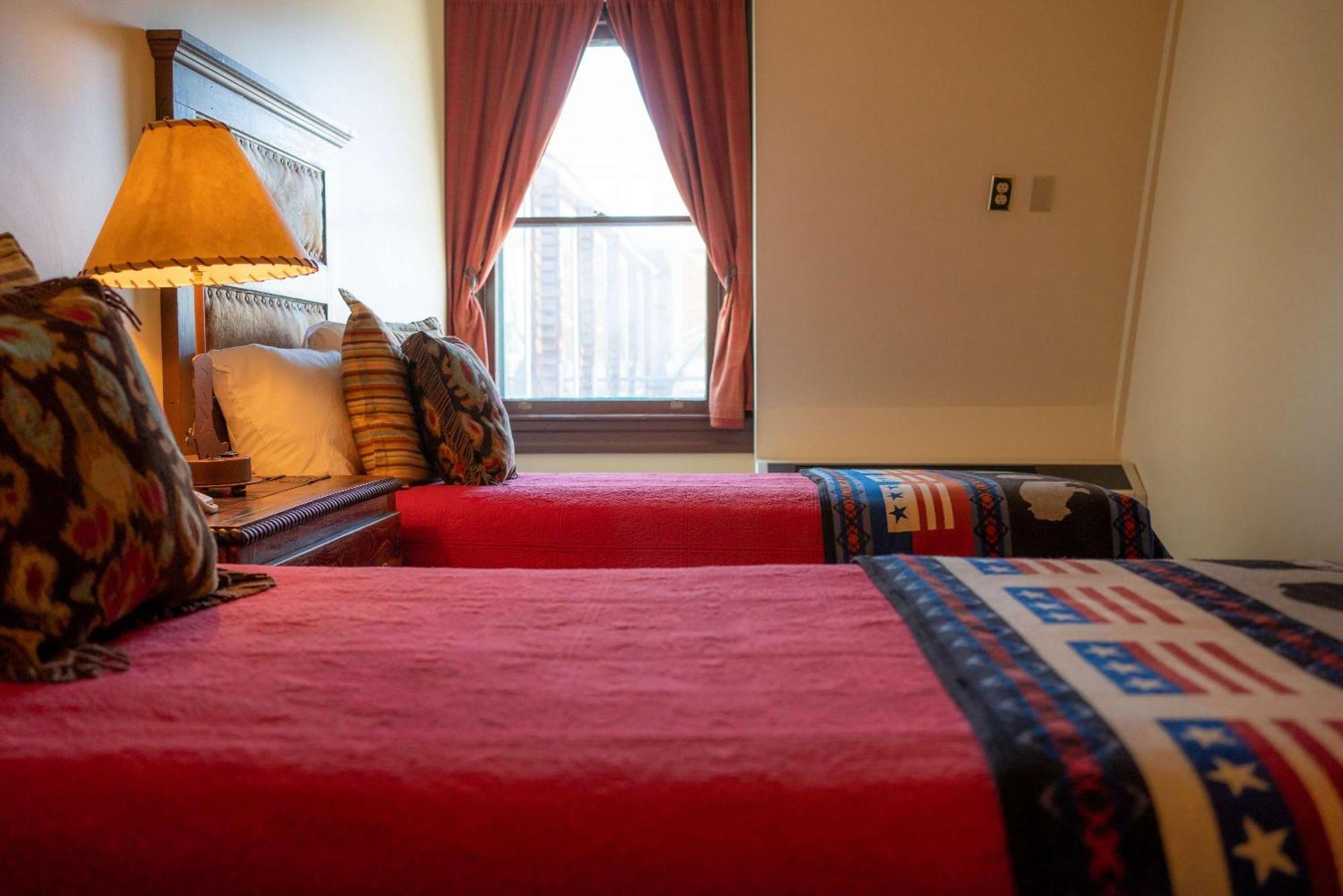 Sheridan Inn - Best Western Signature Collection Екстериор снимка