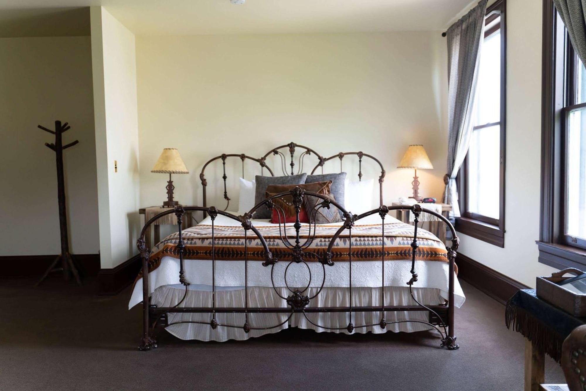 Sheridan Inn - Best Western Signature Collection Екстериор снимка