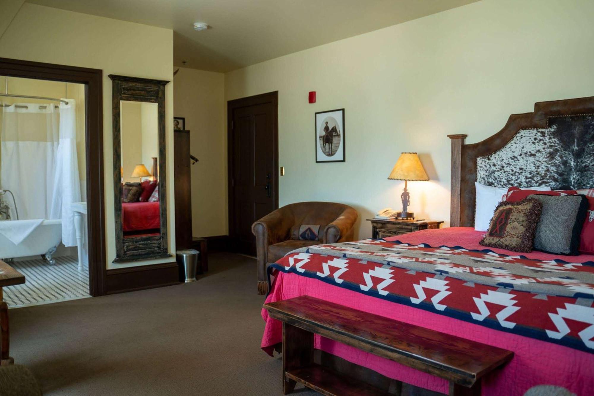 Sheridan Inn - Best Western Signature Collection Екстериор снимка